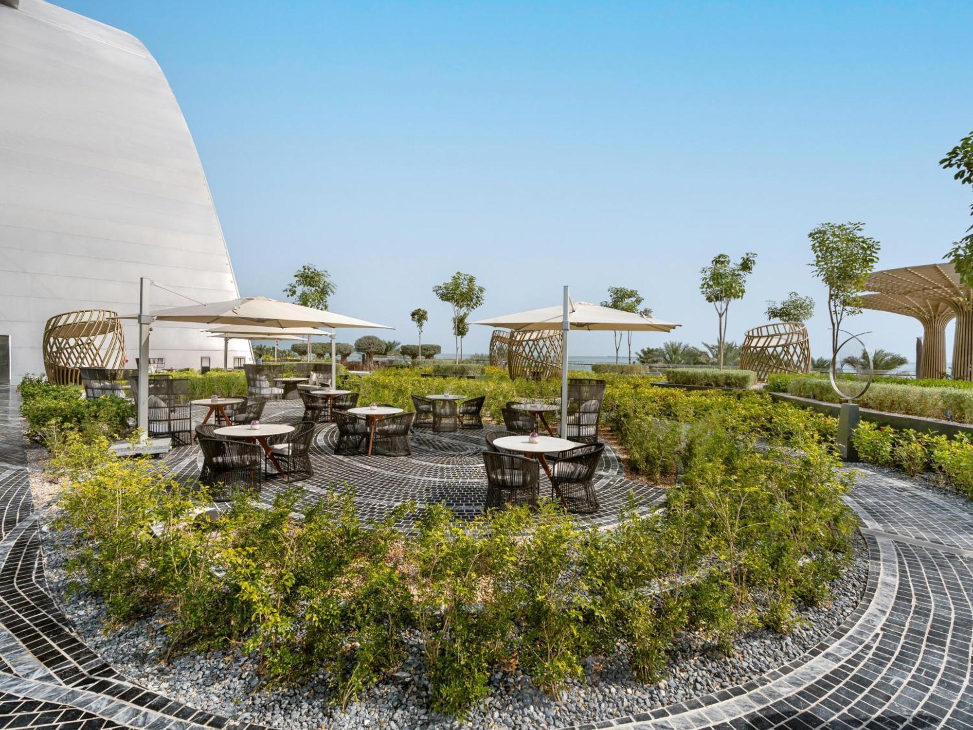 Fairmont Doha Hotell Lusail Eksteriør bilde The Sky Garden